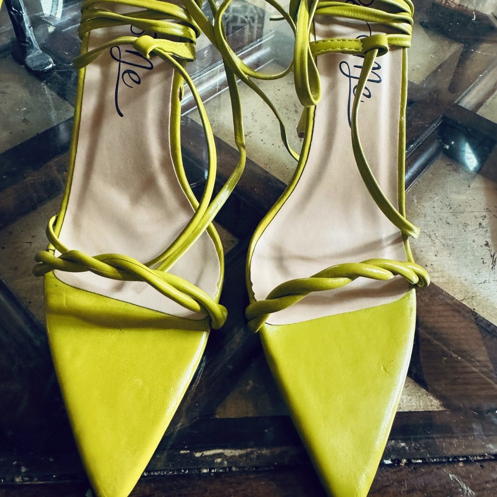 So Me Heels